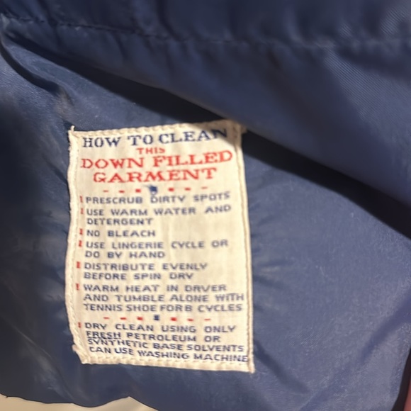 That 70's show 🪩🕺vintage puffer vest - Picture 5 of 7